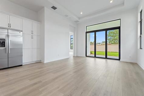 308 SE Via Sangro Port St Lucie FL 34952