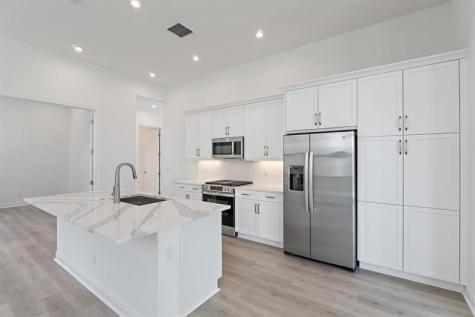 308 SE Via Sangro Port St Lucie FL 34952