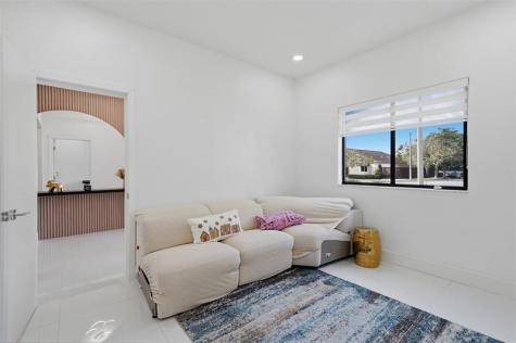 4429 SW 165th Court Miami FL 33185