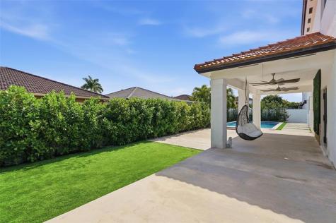 4429 SW 165th Court Miami FL 33185
