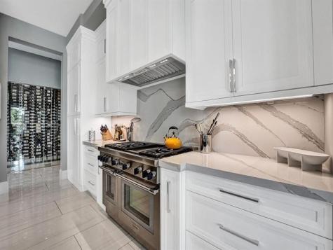 2401 NE 37th Drive Fort Lauderdale FL 33308