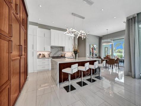 2401 NE 37th Drive Fort Lauderdale FL 33308