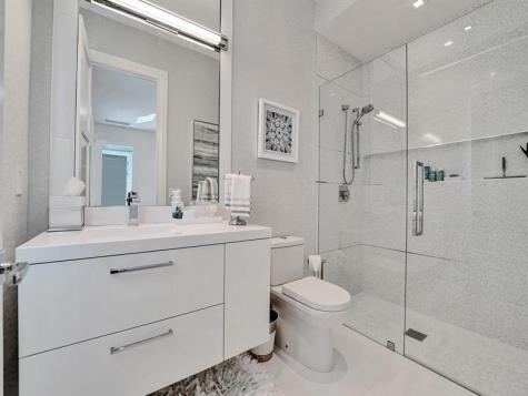 2401 NE 37th Drive Fort Lauderdale FL 33308