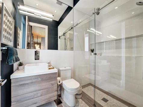 2401 NE 37th Drive Fort Lauderdale FL 33308