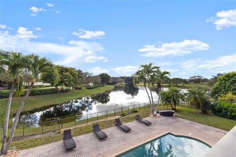 7256 NW 116th Lane Parkland FL 33076