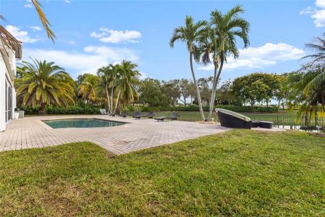 7256 NW 116th Lane Parkland FL 33076