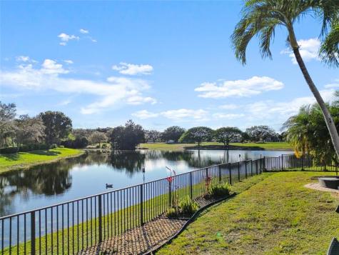 7256 NW 116th Lane Parkland FL 33076