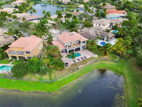 7256 NW 116th Lane Parkland FL 33076