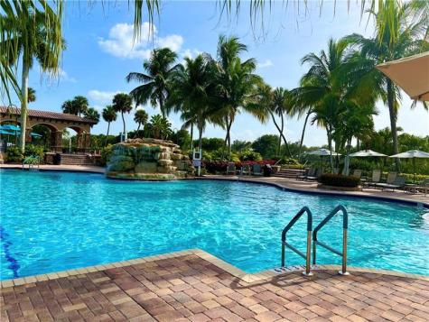 7256 NW 116th Lane Parkland FL 33076