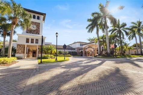 7256 NW 116th Lane Parkland FL 33076