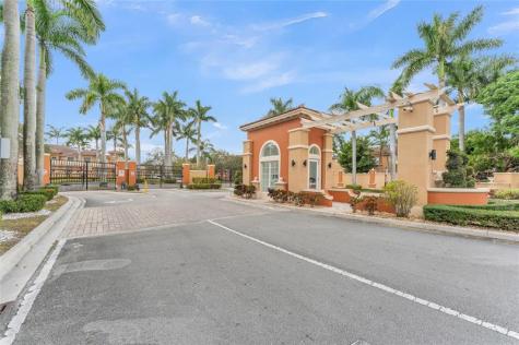 2768 SW 120th Terrace Miramar FL 33025