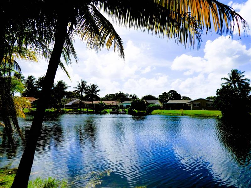 10402 NW 5th Manor Plantation FL 33324