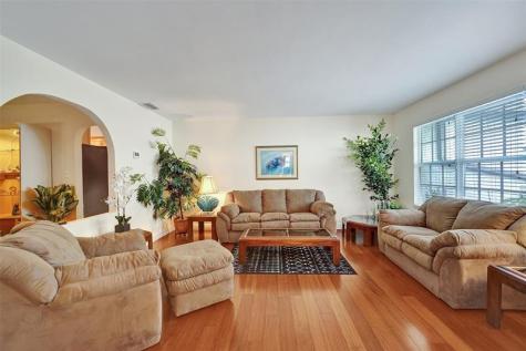 10402 NW 5th Manor Plantation FL 33324