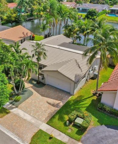 10402 NW 5th Manor Plantation FL 33324