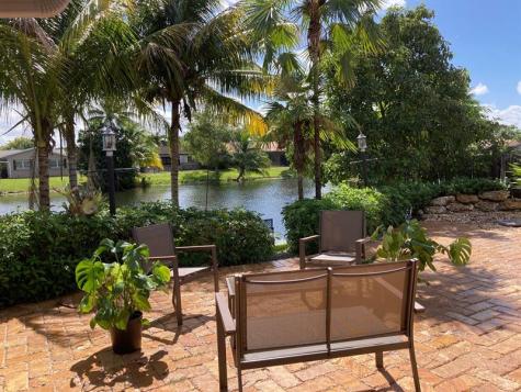 10402 NW 5th Manor Plantation FL 33324