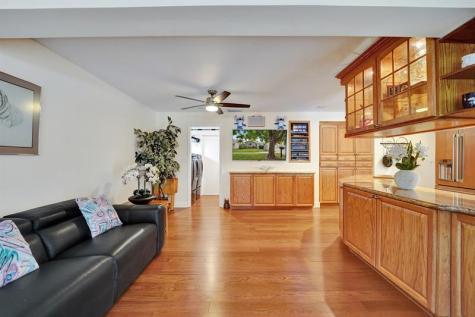 10402 NW 5th Manor Plantation FL 33324