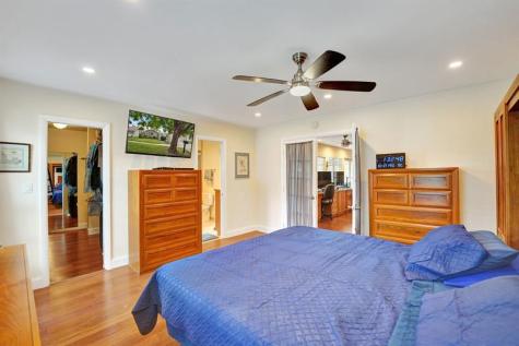 10402 NW 5th Manor Plantation FL 33324