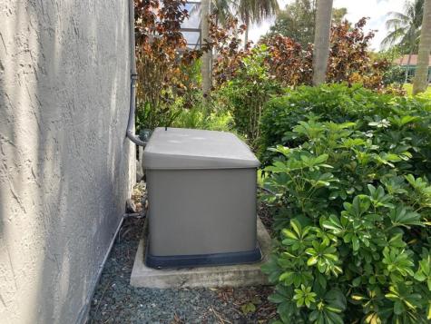 10402 NW 5th Manor Plantation FL 33324