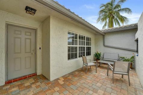 10402 NW 5th Manor Plantation FL 33324