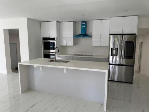 16011 NW 38th Court Opa-Locka FL 33054