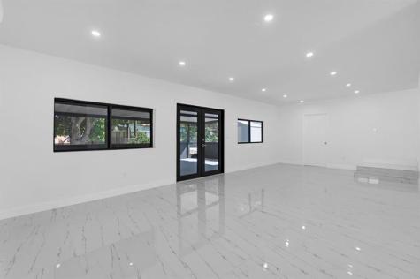 16011 NW 38th Court Opa-Locka FL 33054