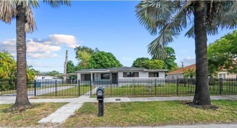 16011 NW 38th Court Opa-Locka FL 33054