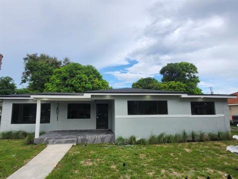 16011 NW 38th Court Opa-Locka FL 33054