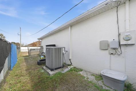 721 NW Treemont Avenue Port St Lucie FL 34983