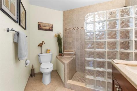 2933 Myrtle Oak Circle Davie FL 33328