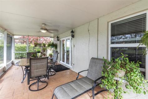 2933 Myrtle Oak Circle Davie FL 33328