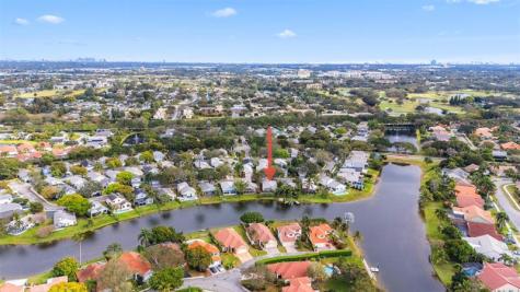 2933 Myrtle Oak Circle Davie FL 33328