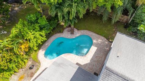 4770 SW 57th Terrace Davie FL 33314