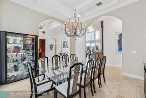 2753 W Stonebrook Circle Davie FL 33330