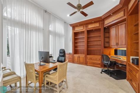 2753 W Stonebrook Circle Davie FL 33330