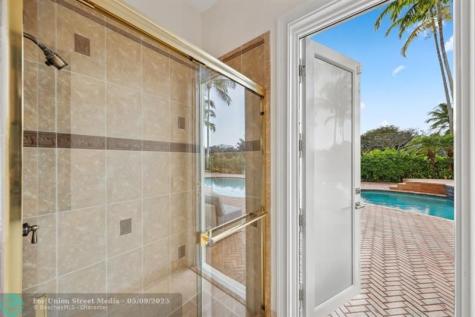 2753 W Stonebrook Circle Davie FL 33330