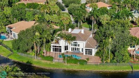 2753 W Stonebrook Circle Davie FL 33330