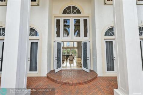 2753 W Stonebrook Circle Davie FL 33330