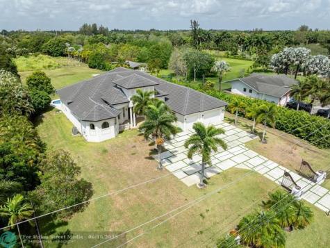5941 SW 185th Way Southwest Ranches FL 33332