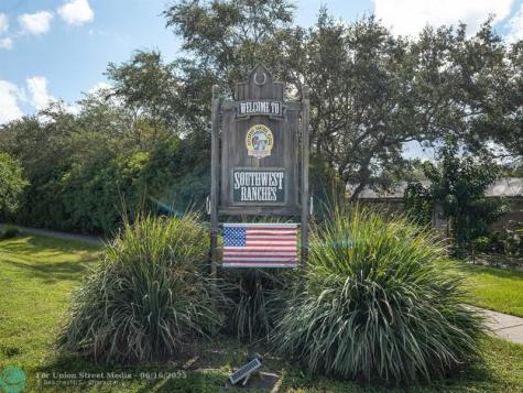 5941 SW 185th Way Southwest Ranches FL 33332