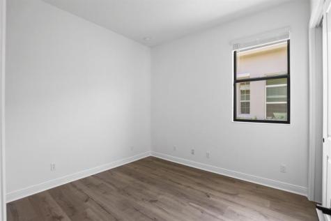 419 SE Via Sangro Port St Lucie FL 34952
