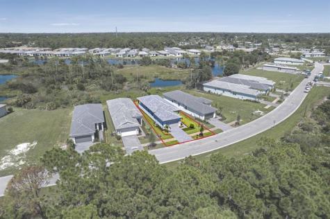 419 SE Via Sangro Port St Lucie FL 34952