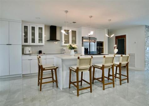 329 SE 47th Cape Coral FL 33904