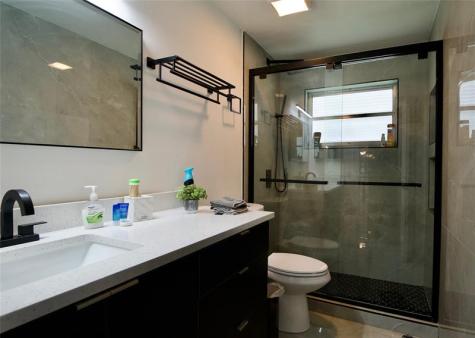 329 SE 47th Cape Coral FL 33904