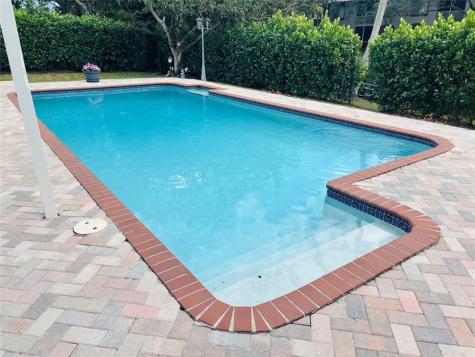 11886 NW 24th Street Coral Springs FL 33065