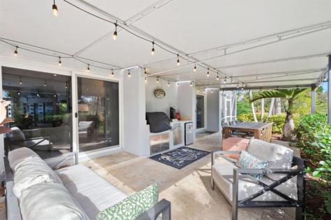 4804 Kumquat Drive Tamarac FL 33319