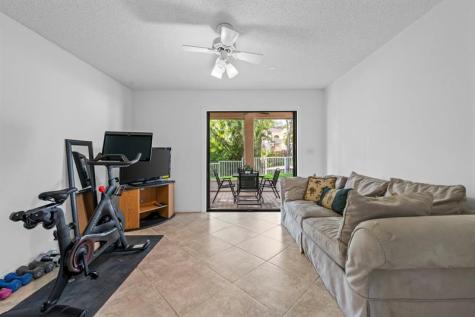 9838 Fairway Cove Lane Plantation FL 33324