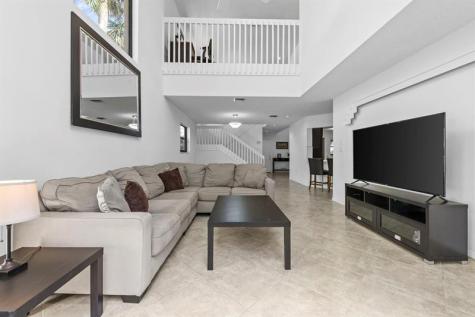 9838 Fairway Cove Lane Plantation FL 33324