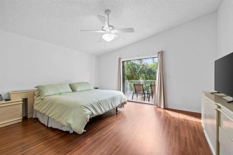 9838 Fairway Cove Lane Plantation FL 33324