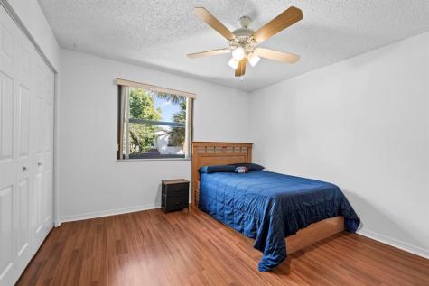9838 Fairway Cove Lane Plantation FL 33324