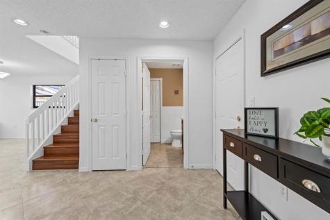 9838 Fairway Cove Lane Plantation FL 33324